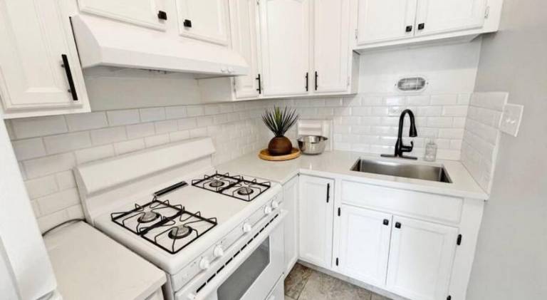 House with 2 rooms for 6 persons — photo 3
