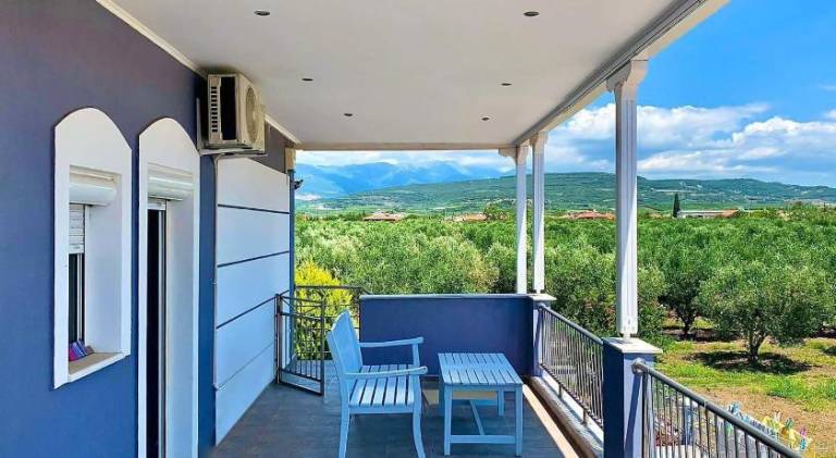 House with 3 rooms for 8 persons — photo 3
