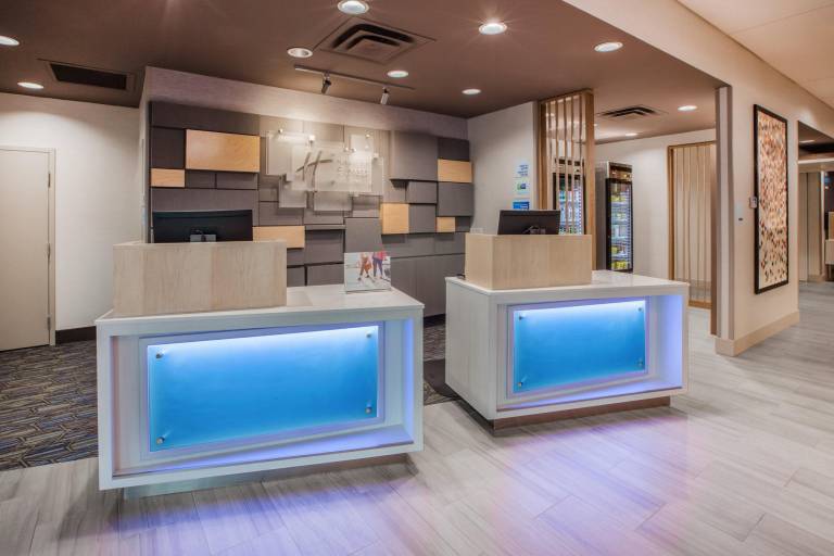 Holiday Inn Express & Suites Onalaska - La Crosse Area By IHG — photo 3