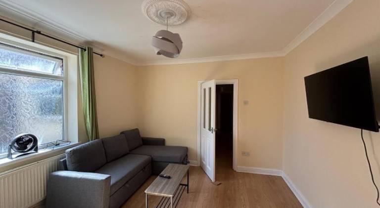 Ample apartment | Pets are welcome — photo 2