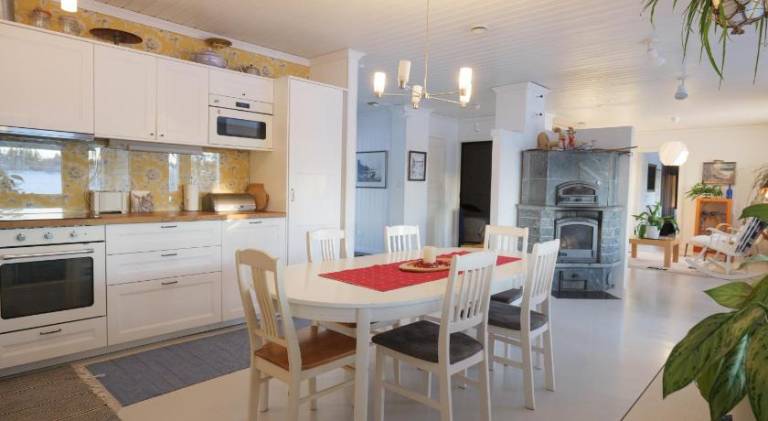 Villa with 4 rooms for 14 persons — photo 2