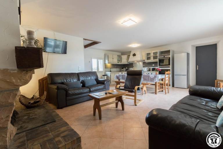 Fully equipped gite with terrace, garden & BBQ | Pet-friendly — photo 3