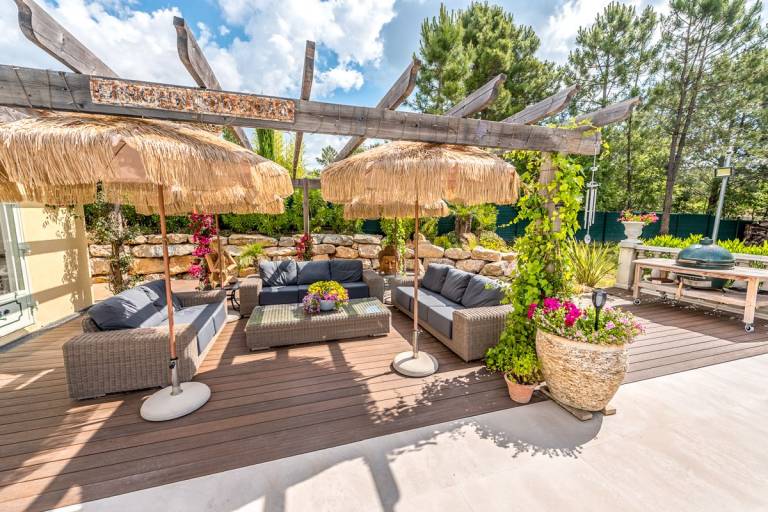 Family-oriented villa with patio, BBQ & garden | Pet-friendly — photo 2