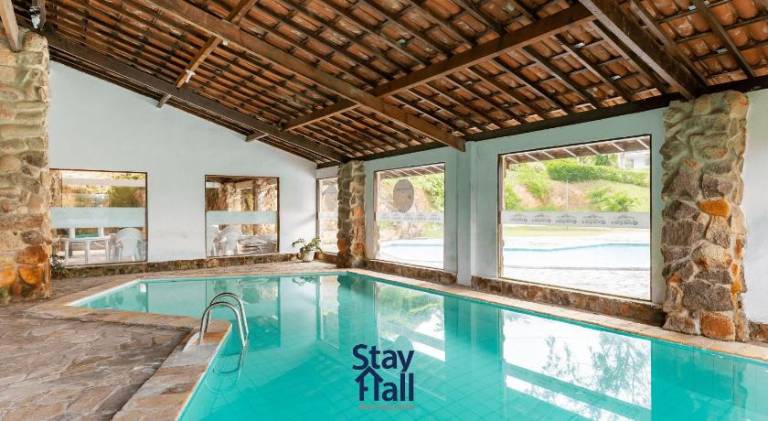 Chalet with pool — photo 3