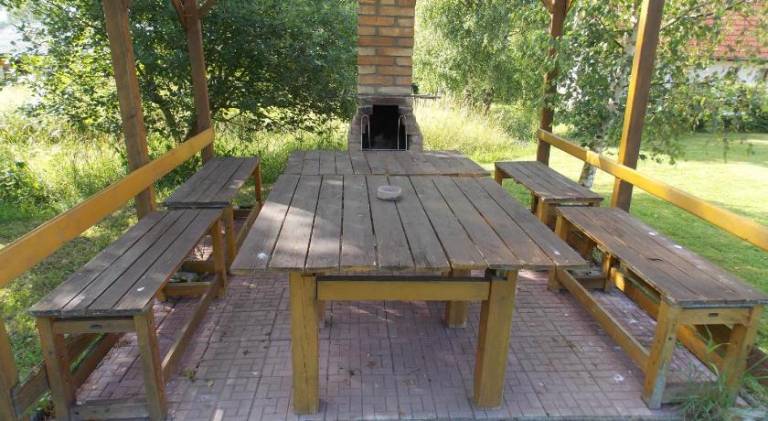 Holiday apartment with yard & patio — photo 5