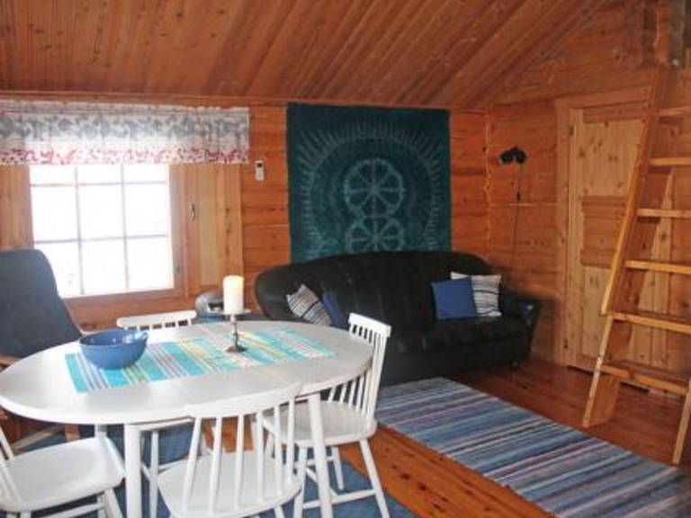 Vacation home with sauna — photo 2