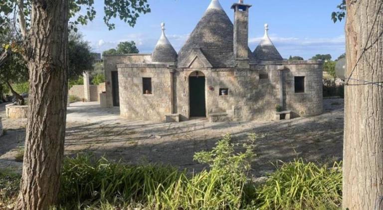 Pleasant house with yard | Pets allowed in Locorotondo