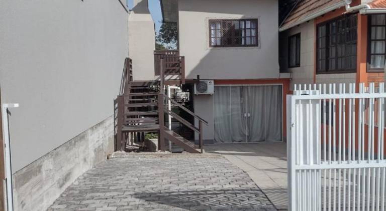 Charming apartment | Beach nearby | Pets are welcome in Bombinhas