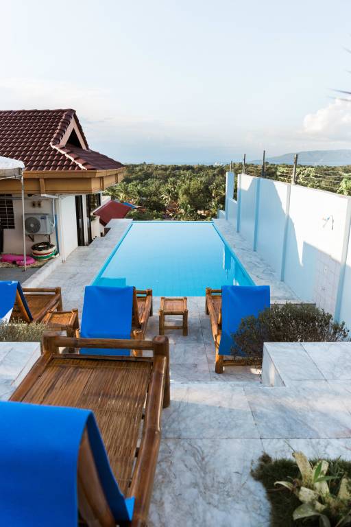 Hostel  Dauis