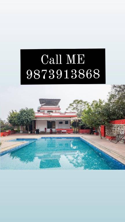 Lovely house with pool, yard & hot tub | Good for workation | Pets allowed in Sohna