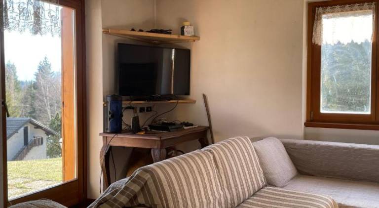 Ample chalet with pool | Pets allowed — photo 2
