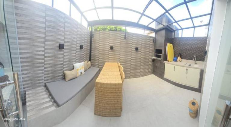 Vacation home with pool | Good for workation | Pet-friendly — photo 2
