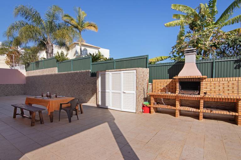 Villa with terrace, yard & private pool — photo 3