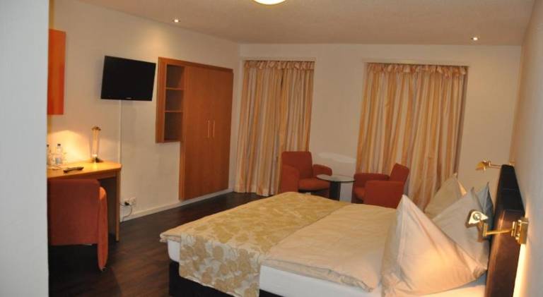 Hotel Lowen — photo 2
