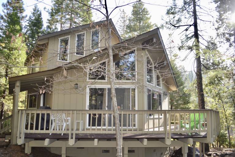 Cabin Arnold