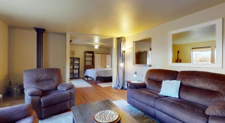 Vacation home with jacuzzi | Pet-friendly — photo 2
