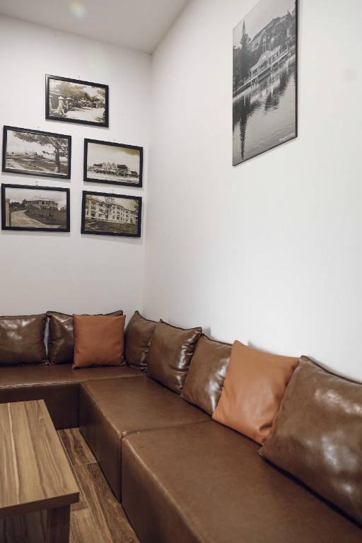 Vacation home with 5 rooms for 12 persons in Da Lat