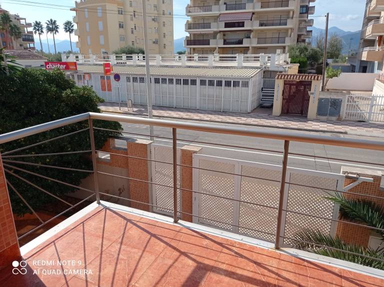 Rental apartment with patio & grill in València