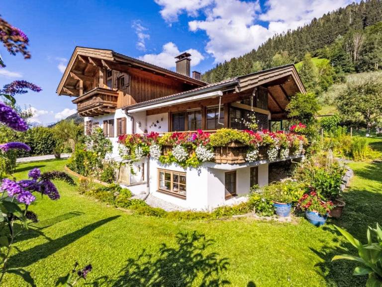 Ferienwohnung mit Hund in Maishofen für max. 6 Personen