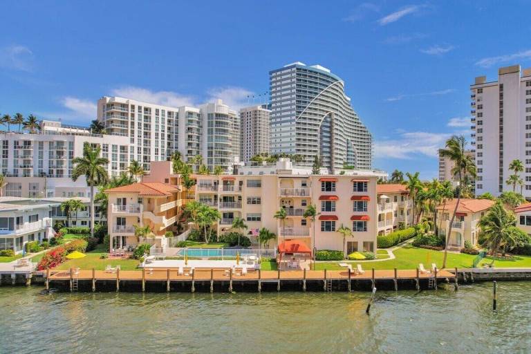 Condo  Fort Lauderdale