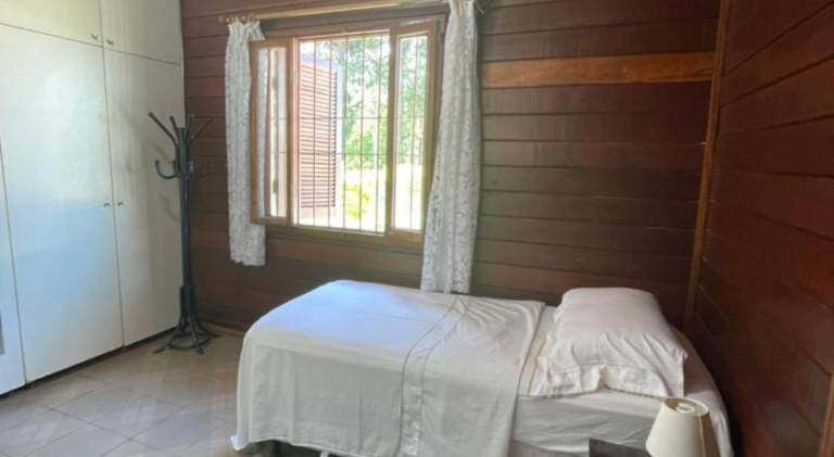 Chalet with pool — photo 2