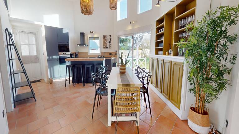 Villa with terrace, garden & grill — photo 3