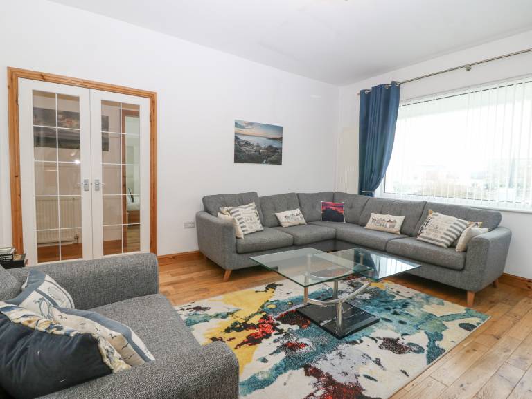 Family-oriented nice cottage with garden | Beach view | Beach nearby | Pets allowed — photo 3