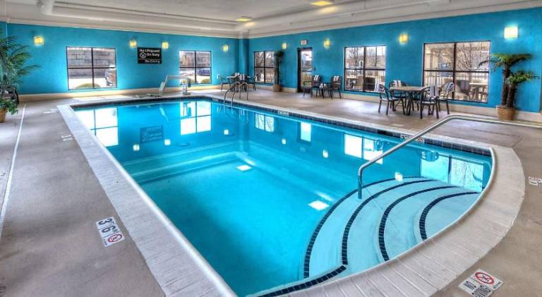 Hampton Inn & Suites Kalamazoo/Oshtemo — photo 3
