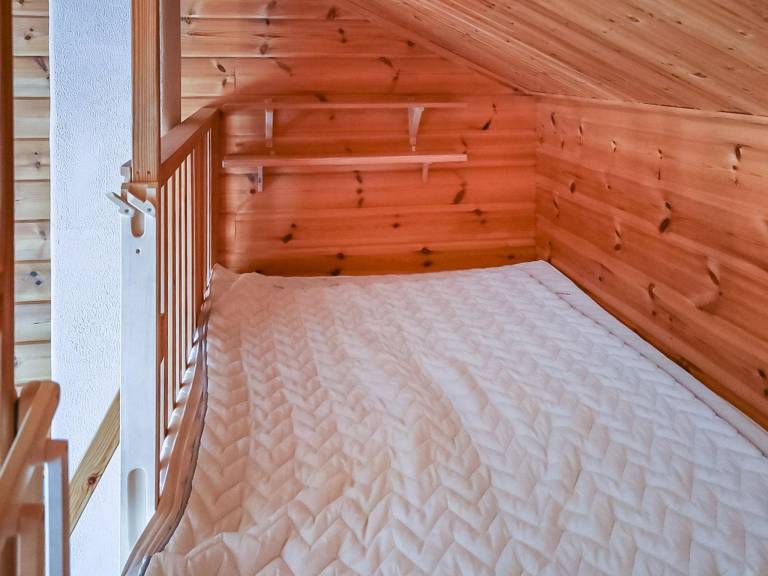 Vacation home with sauna & terrace — photo 5
