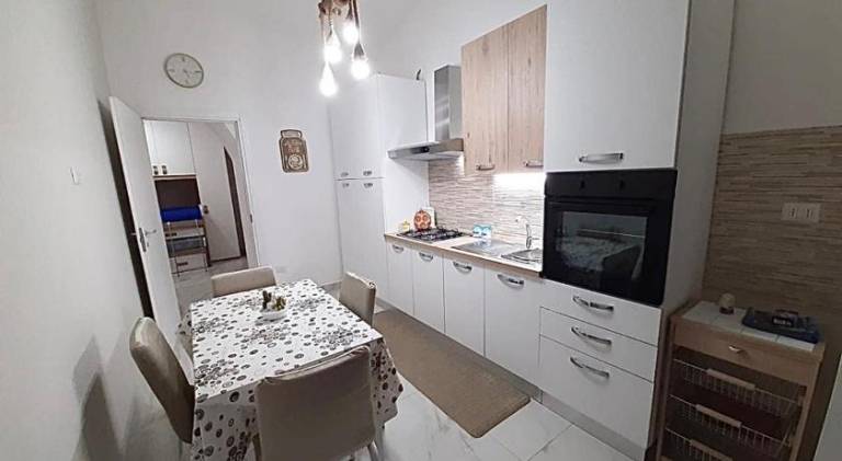 Rental apartment | Near Naples Cathedral | Pet-friendly — photo 5