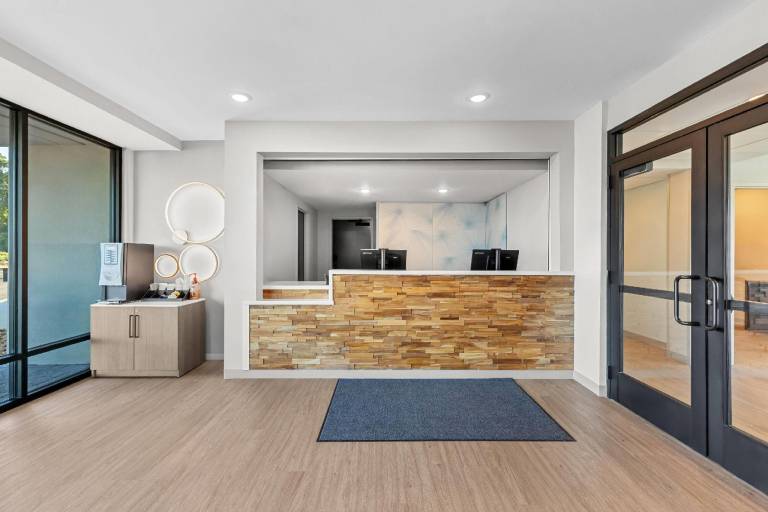 Echo Suites Extended Stay by Wyndham Atlanta-Conyers — photo 4