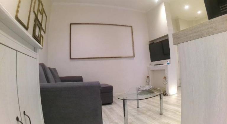 Holiday apartment | Next to Russian Orthodox Cathedral — photo 4