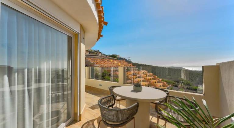 Fully equipped charming villa with private pool, grill & hot tub | Good for workation | Pets allowed — photo 3