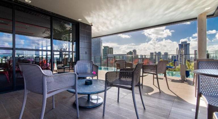 Wonderful apartment with garden, pool & hot tub | Suitable for remote work | Dogs allowed — photo 3