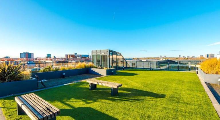 Luxury 5 Bed Manchester City Centre Apartment — photo 4