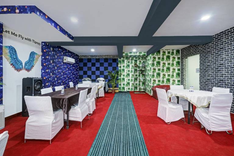 Super Townhouse Tipsyy Near Bestech Central Square Mall — photo 4