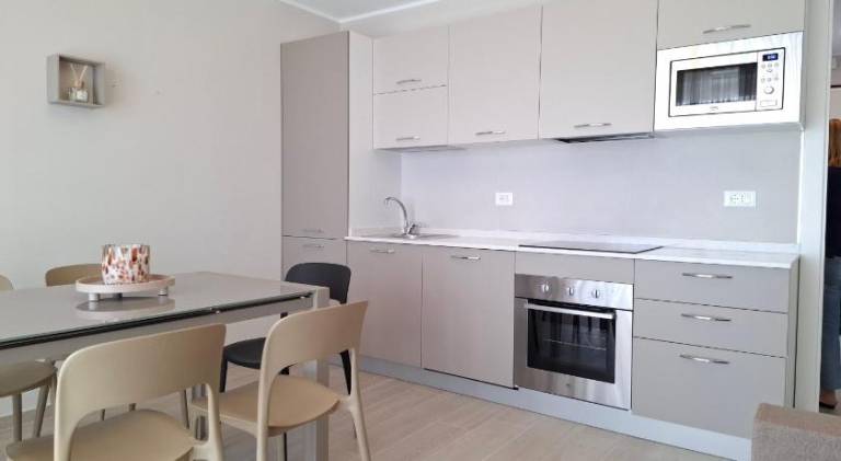 Holiday apartment with patio — photo 3