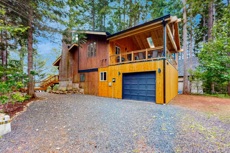 Lake Cushman Vacation Rentals from 109 HomeToGo