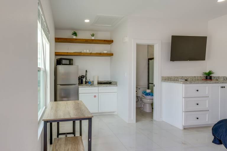 Central to Everything, Easy Beach Access! SPI Stay — photo 5