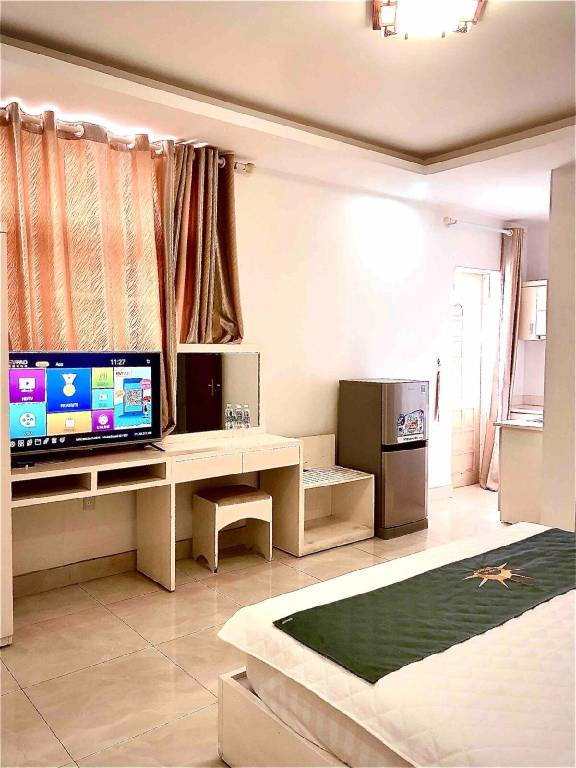 Vacation home with jacuzzi, terrace & garden — photo 5