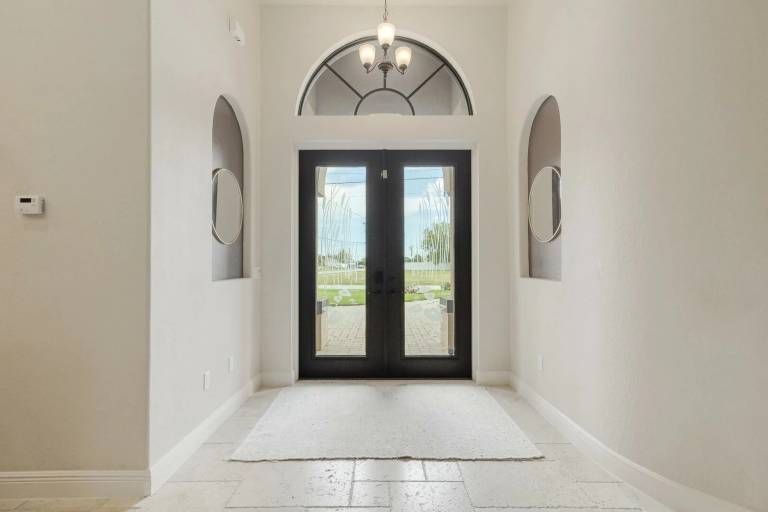 Child-friendly vacation home with BBQ & private pool | Water view | Suitable for remote work | Pets are welcome — photo 5