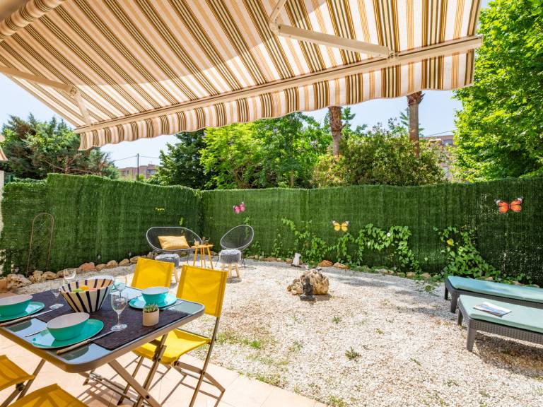Holiday apartment with garden & terrace — photo 3