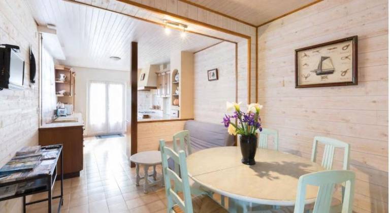 Fully equipped lovely vacation home with grill, garden & terrace | Good for workation | Pets are welcome in Saint-Jouan-des-Guerets