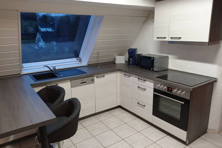 Child-friendly pleasant rental apartment with pool, garden & barbecue | Nature view | Pets are welcome — photo 3