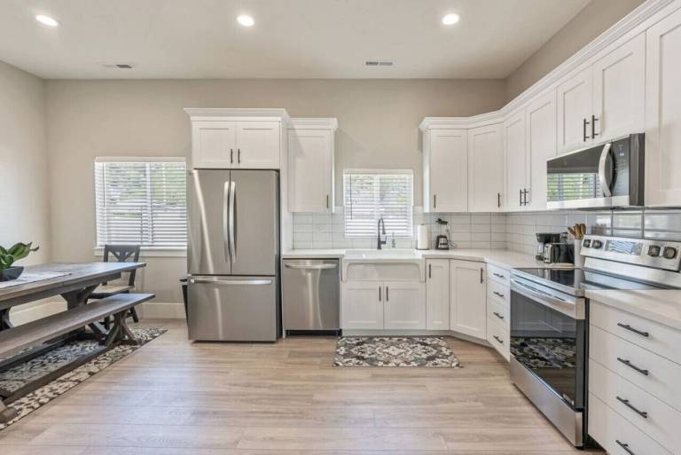 House  Lehi