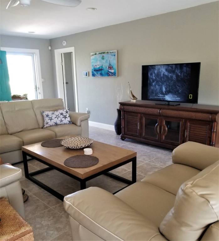 Beautiful house with terrace, BBQ & private pool | Garden view | Pets are welcome — photo 4