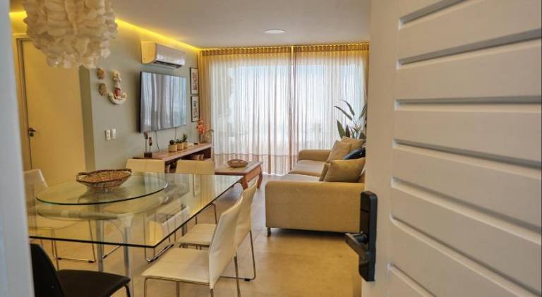 Holiday apartment with pool — photo 4
