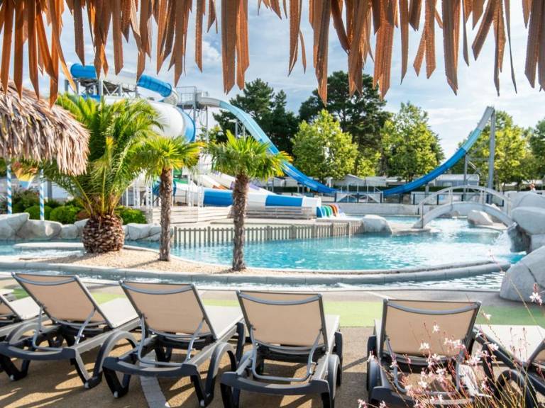 Family-friendly mobile home with heated pool, barbeque & terrace | Pets allowed — photo 3