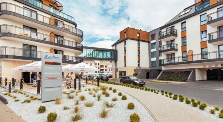 Apartment with hot tub & pool in Miedzyzdroje