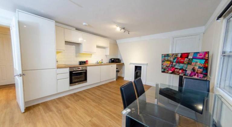 2br 2bath Flat In Ipswich City Centre - 6 Guests — photo 3